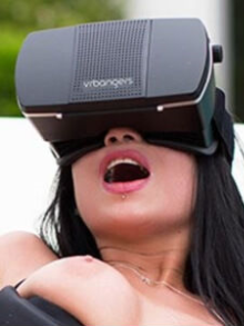 VR